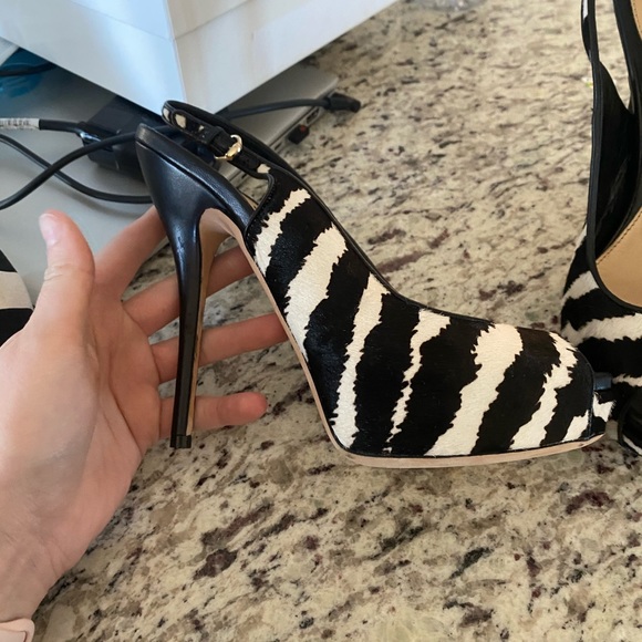 Gucci Zebra Pumps - Picture 3 of 5